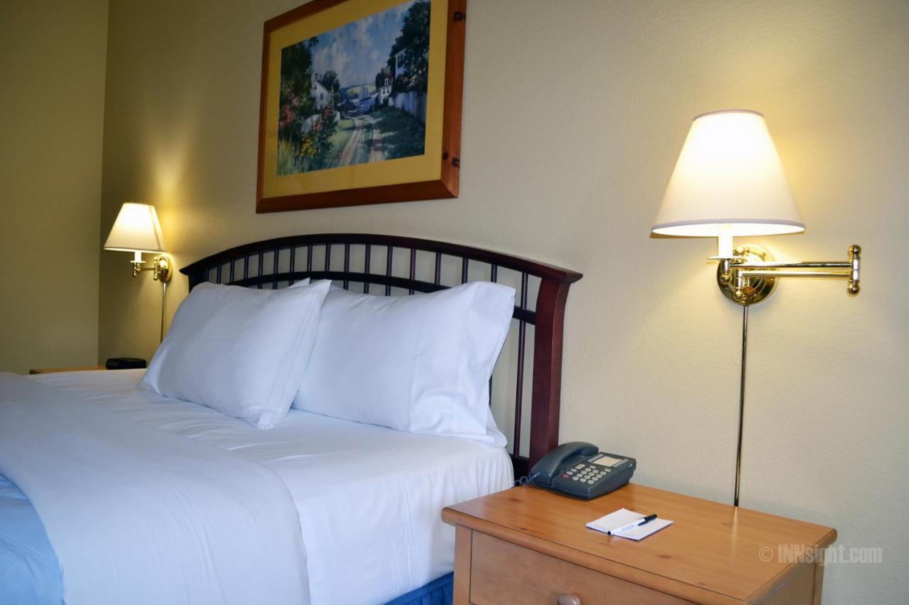 Sebastopol Inn Ngoại thất bức ảnh