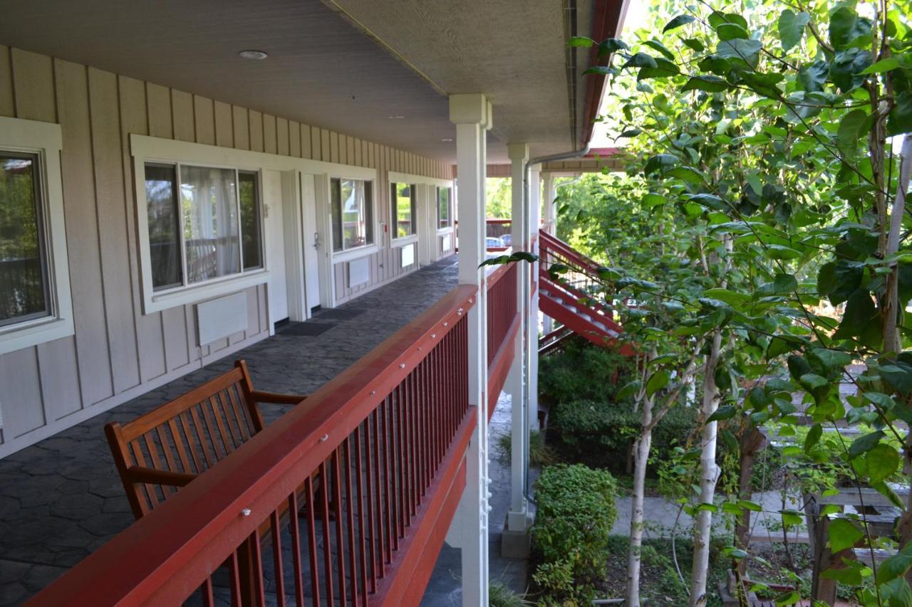 Sebastopol Inn Ngoại thất bức ảnh