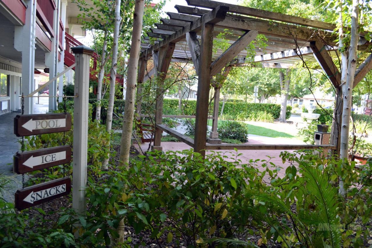 Sebastopol Inn Ngoại thất bức ảnh